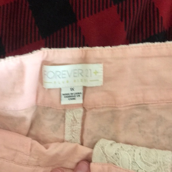 Forever 21+ shorts - Picture 3 of 3
